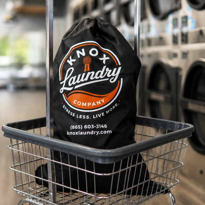 Knox Laundry Bag In Cart In Laundromat 800X800